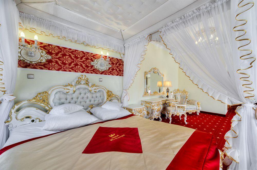 Hotel Krolewski ยานุฟ ลูเบลสกี ภายนอก รูปภาพ