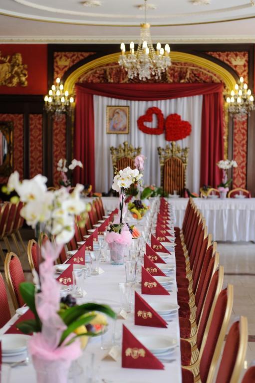 Hotel Krolewski ยานุฟ ลูเบลสกี ภายนอก รูปภาพ